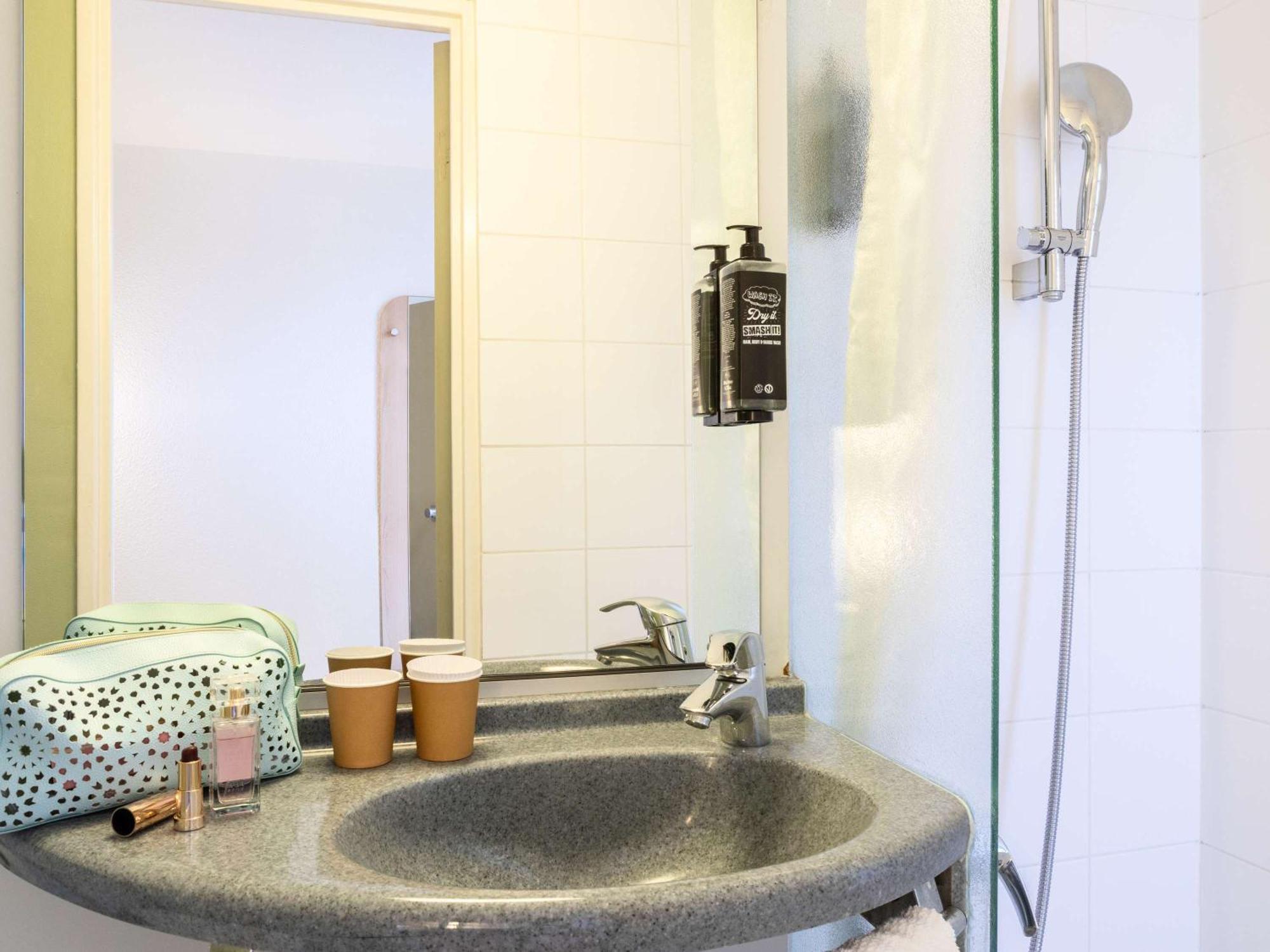 Ibis Budget Compiegne Centre-Ville Εξωτερικό φωτογραφία